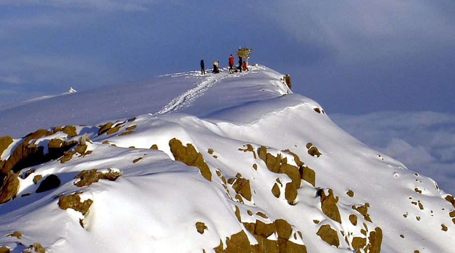 Kilimanjaro climbing
